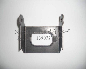 五金沖壓件廠家正經(jīng)歷著經(jīng)濟(jì)結(jié)構(gòu)朝產(chǎn)業(yè)優(yōu)化升級